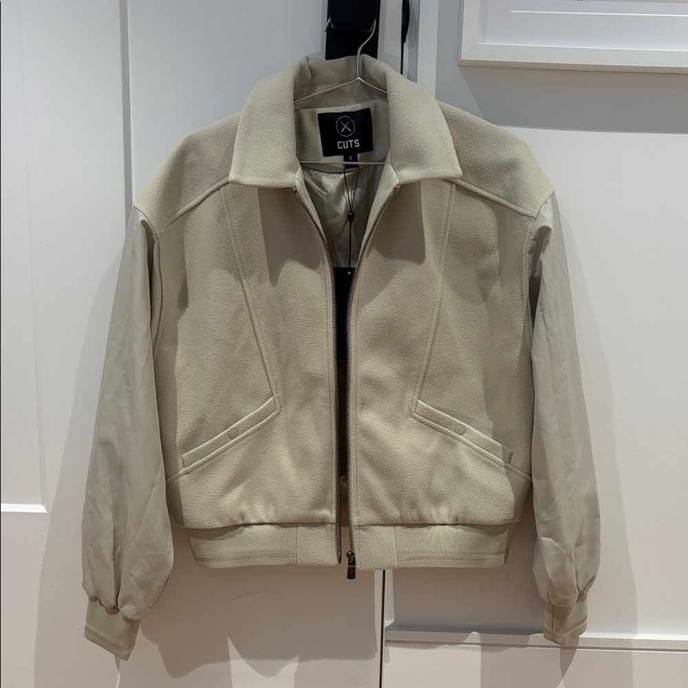 Cuts Bomber Jacket Size Small